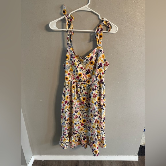 Old Navy Tie Shoulder Fit & Flare Cami Mini Dress - Picture 2 of 6